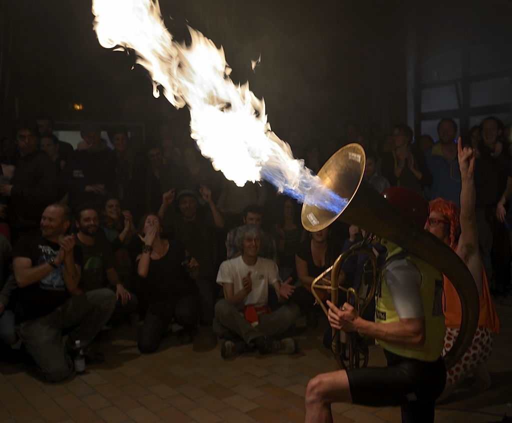 attentat fanfare serre d'aigle