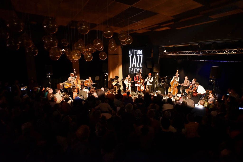 Grande Réunion Manouche - Piano-bar du théâtre